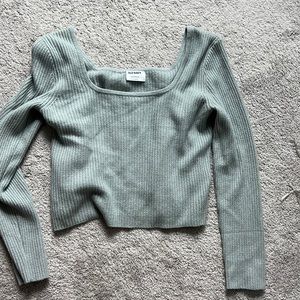 Old Navy cropped sweater, size L, never worn